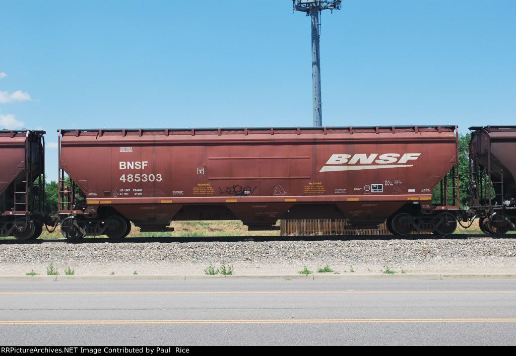 BNSF 485303